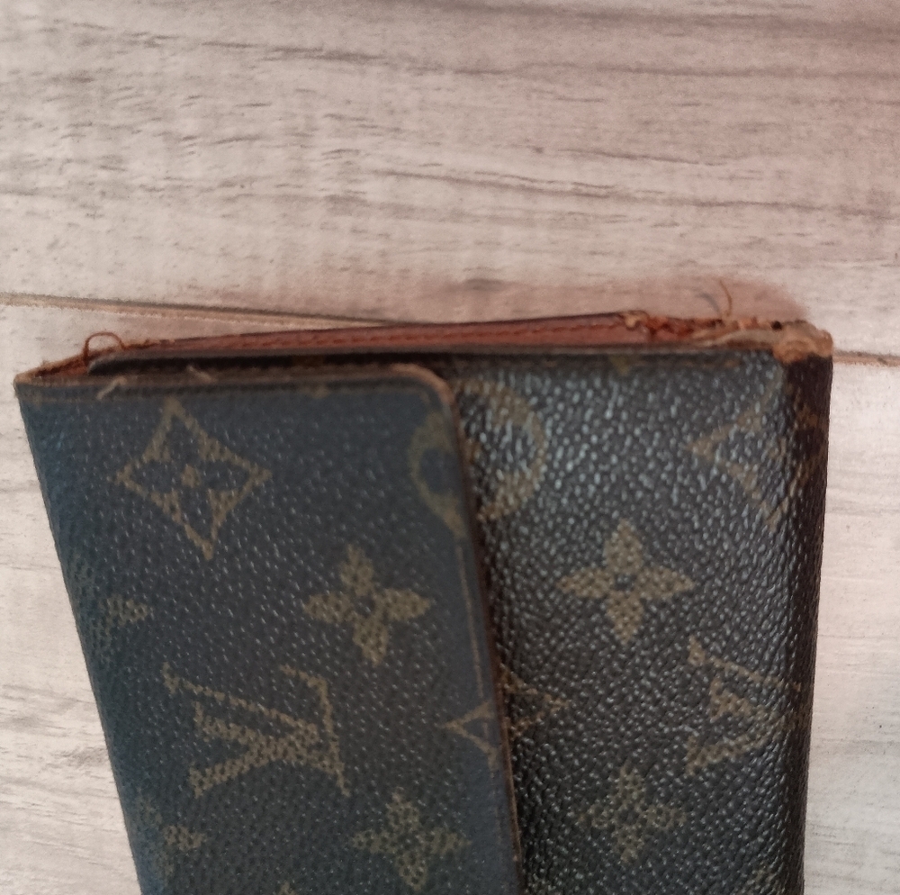 Louis Vuitton Monogram Porte Tresor International Long Trifold Wallet - Picture 3 of 16